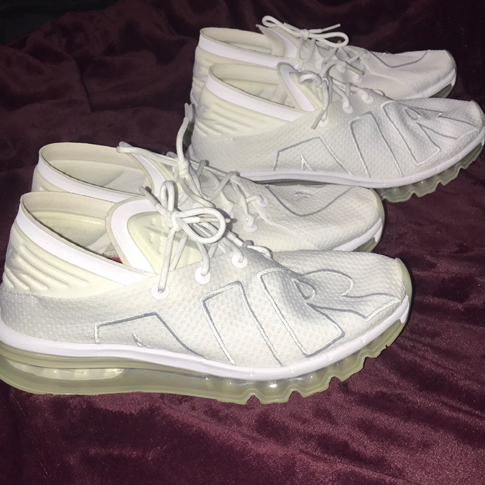 2 pairs of men’s 9.5 Nike AirMax Flair